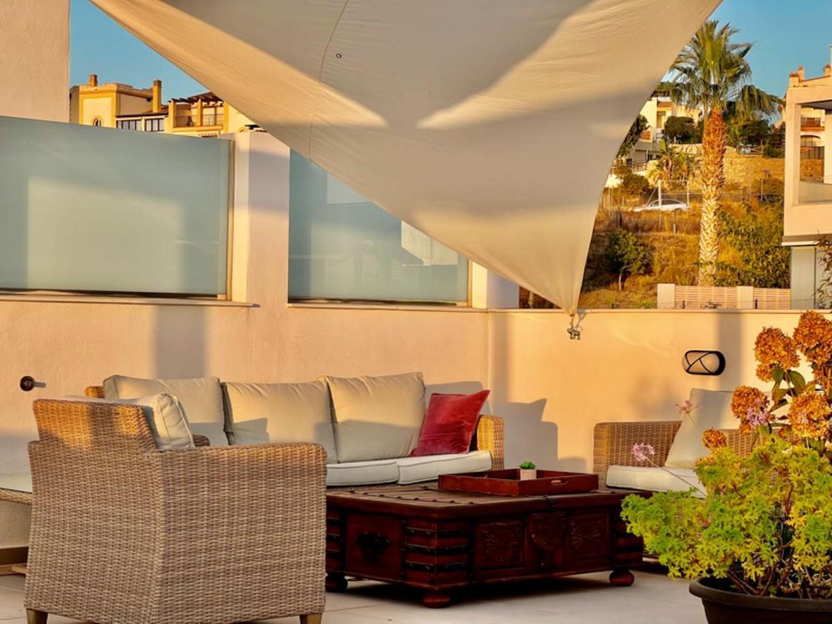 Baviera Hills Holiday Apartment Caleta De Velez Ngoại thất bức ảnh